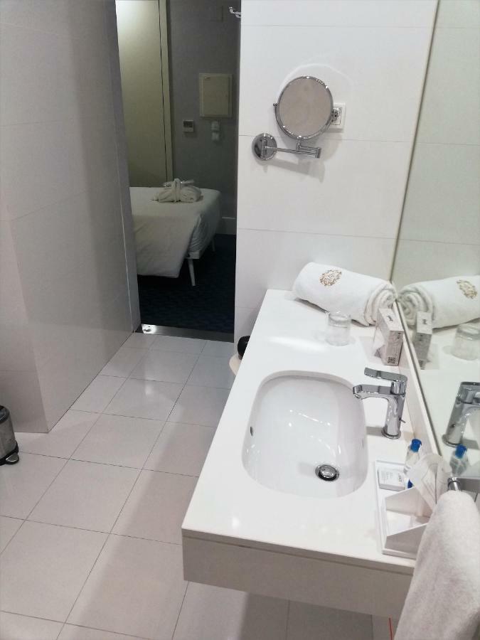 Quarto Individual Standard